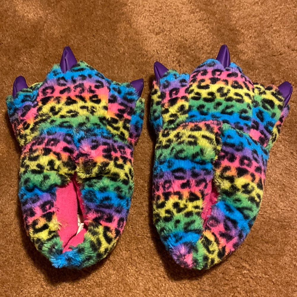 Fluffy Rainbow Light up Slippers!